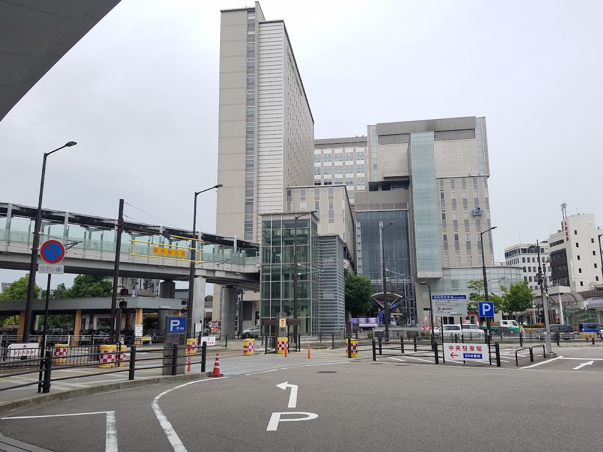 JR高岡站（JR高岡駅） 實景照片 10