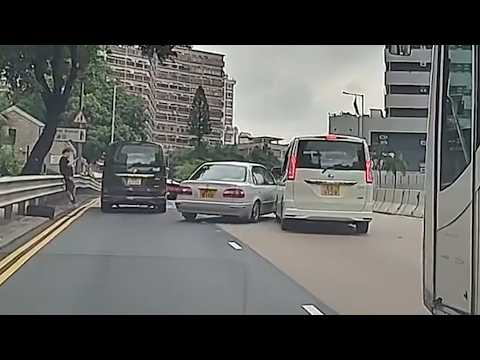 車CAM直擊 - 假日司機？抽頭過死車論論盡盡 差啲一賠二