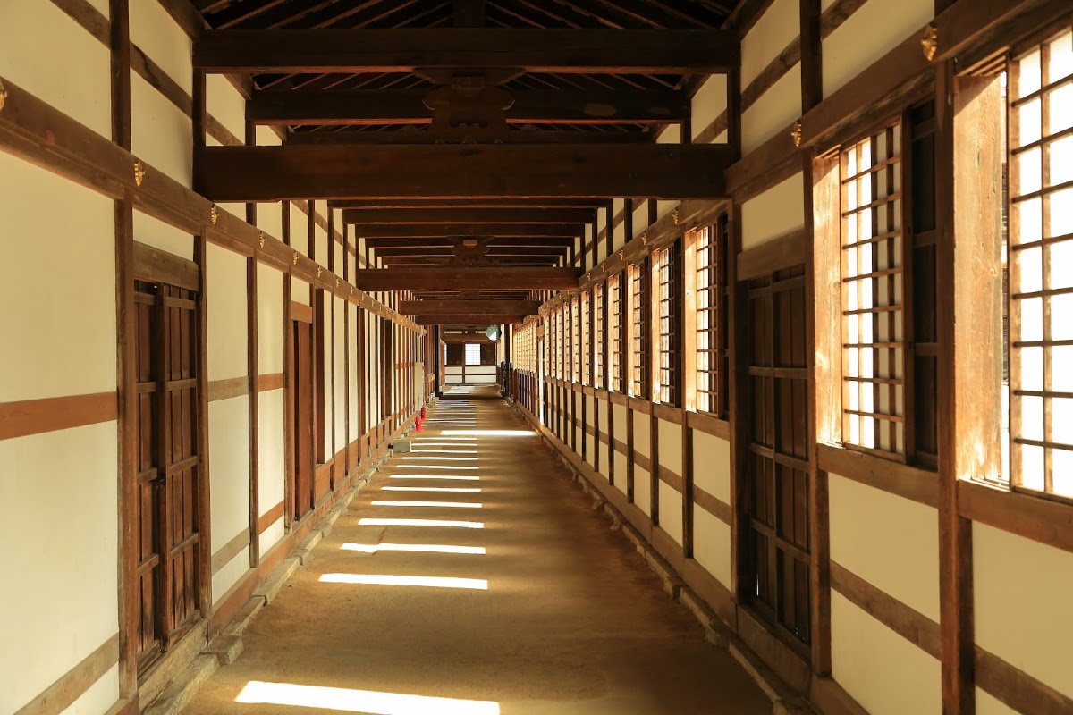 瑞龍寺山門戶外大景