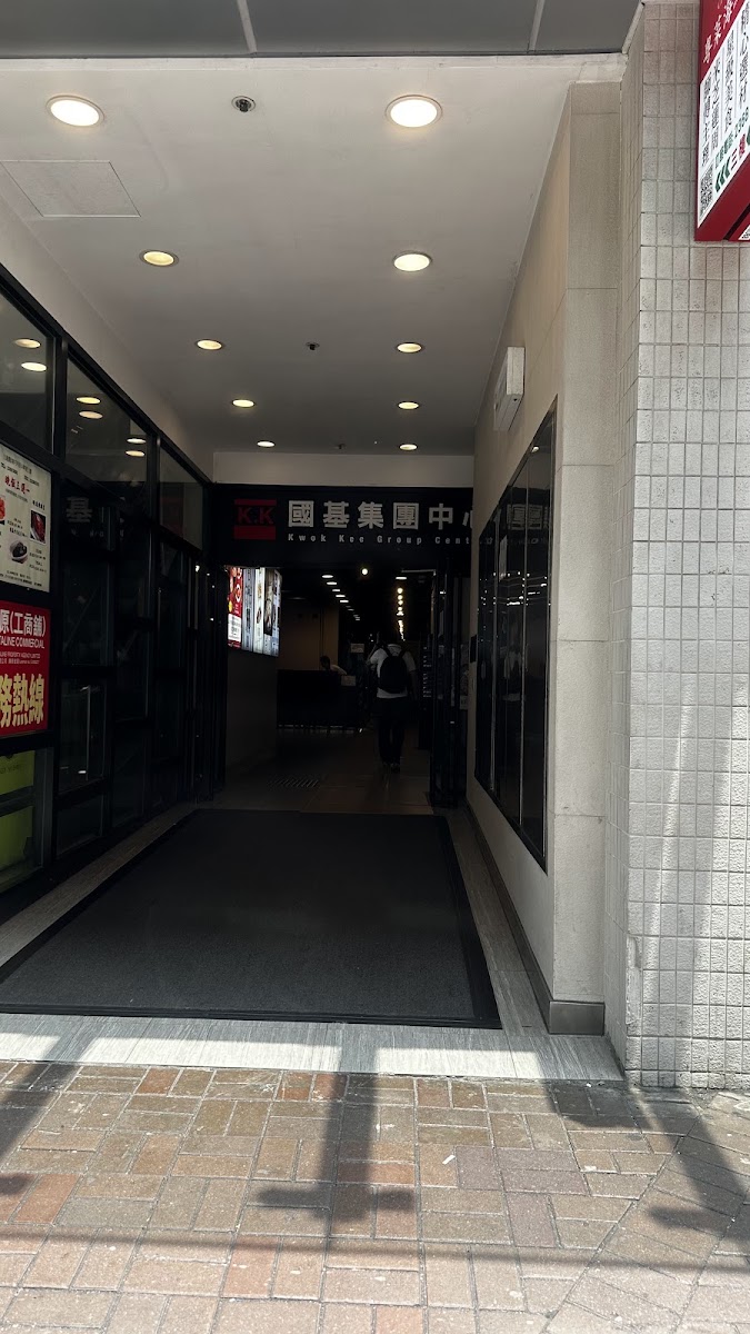 巧明工廠大廈停車場 實景照片 5