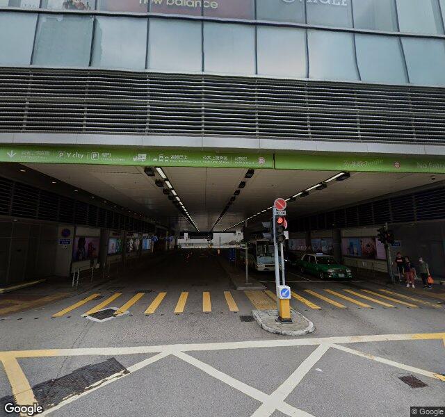 屯門 V city 停車場 (瓏門)
