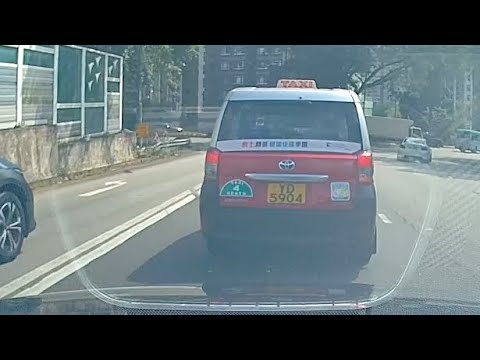 車CAM直擊 - YD5904 的士狗手車真係狗