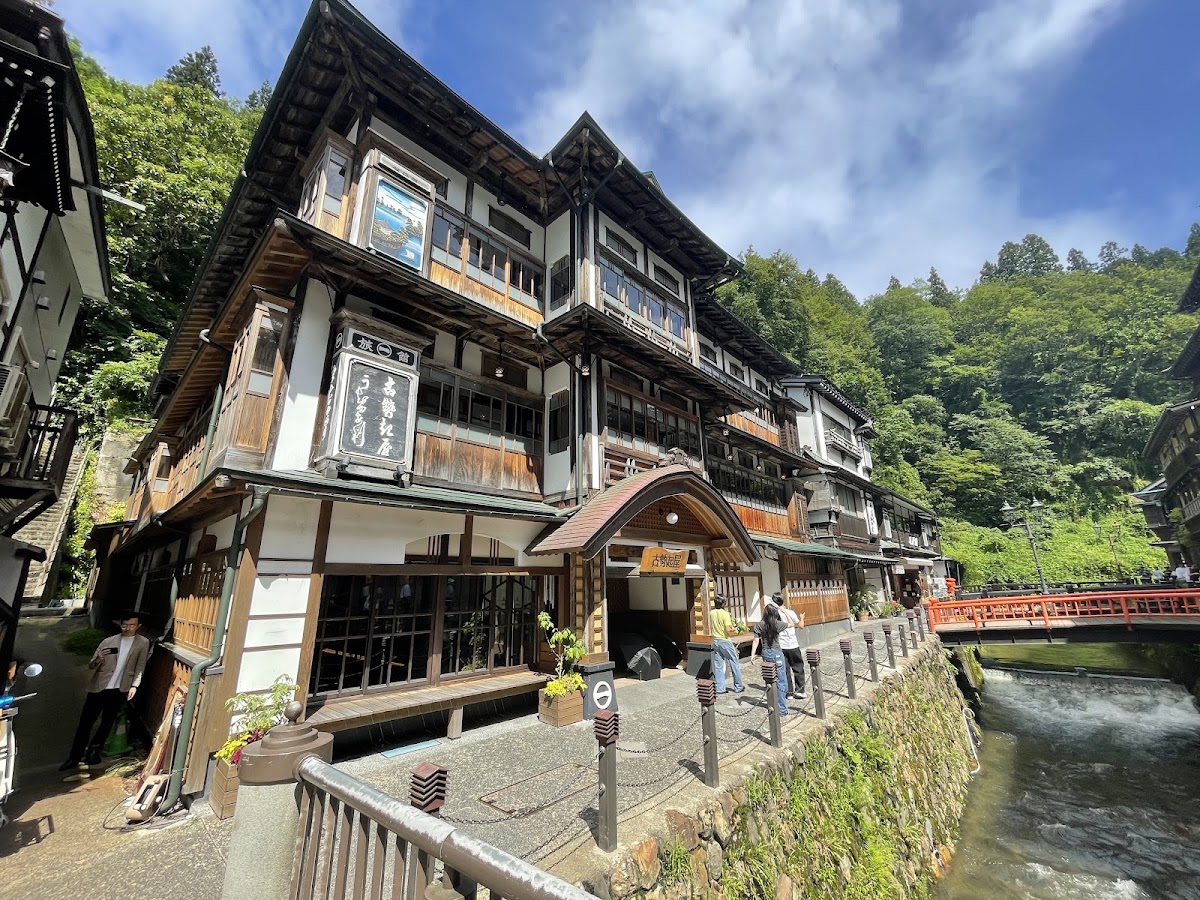 銀山溫泉(銀山温泉)