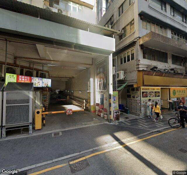 成業工業大廈停車場
