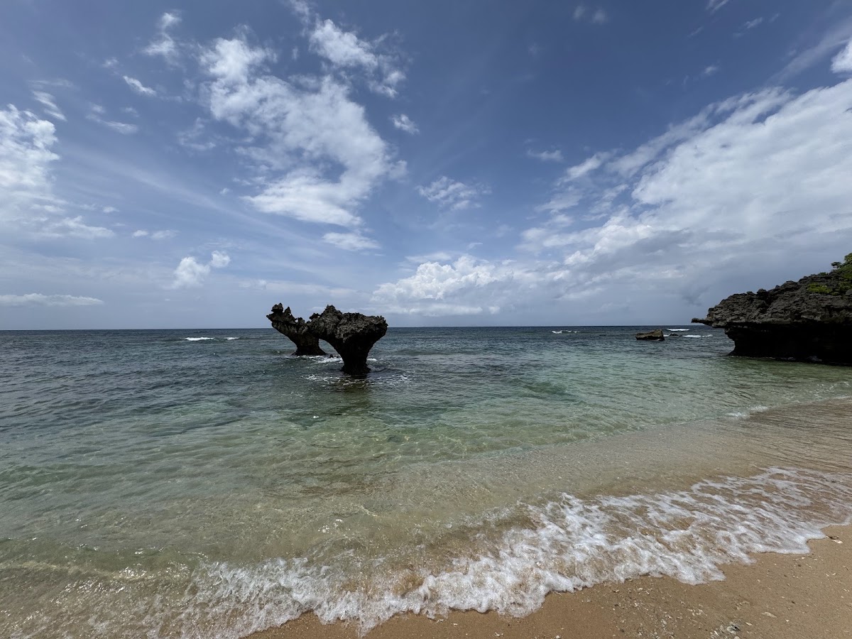 古宇利島心型岩(ティーヌ浜 ハートロック) 實景照片 10
