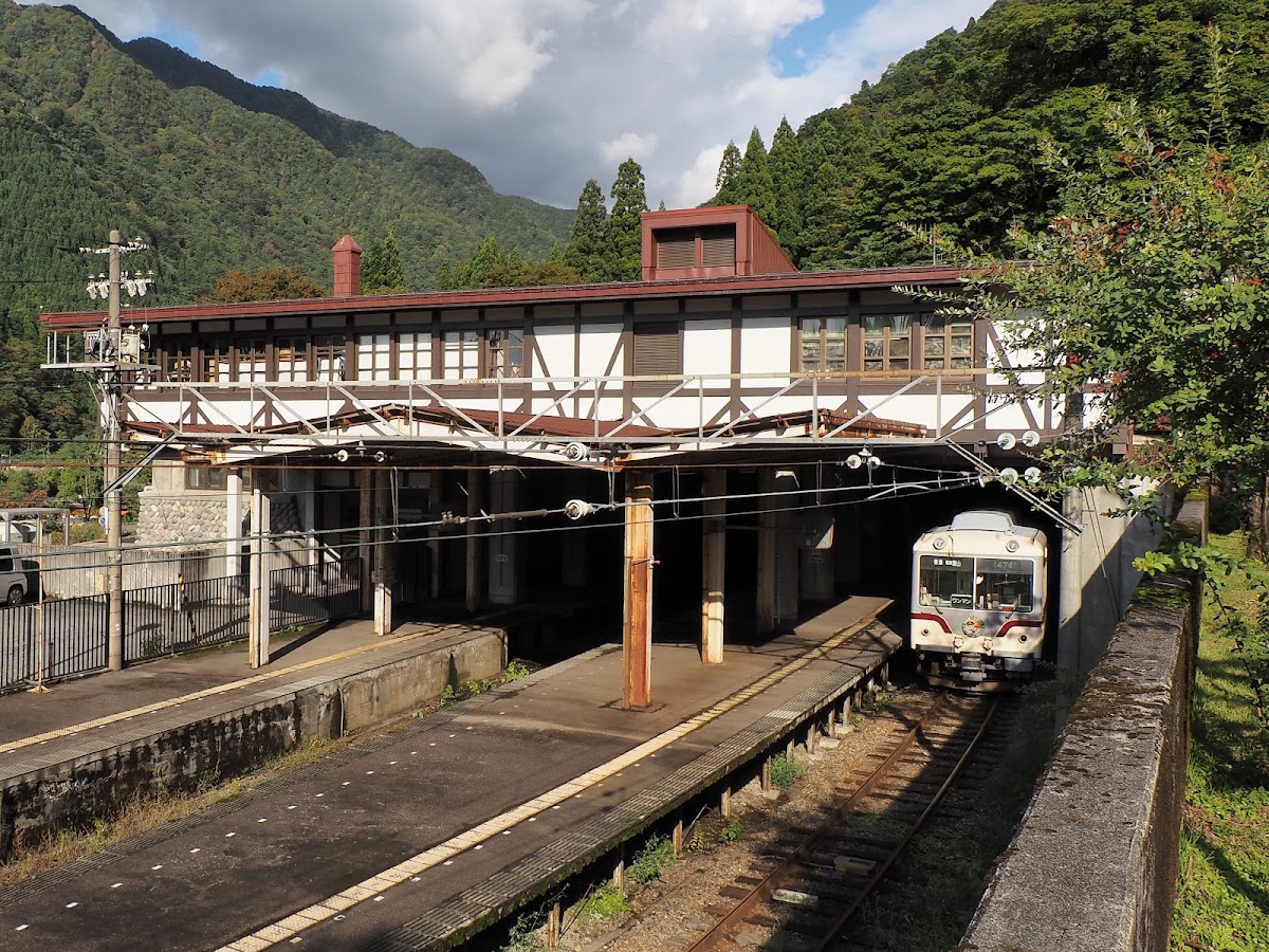 立山站(立山駅) 實景照片 6