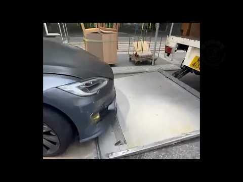 直擊 - P牌Tesla 超班泊車技術 YW1153