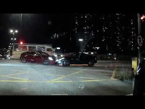 車CAM直擊 - 嘴對嘴錫錫咁親密，得唔得㗎😳