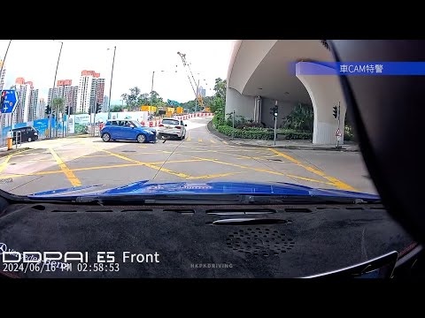 車CAM直擊 - 龍悅道 交通意外 Suzuki疑似睇錯燈突然衝出 😨
