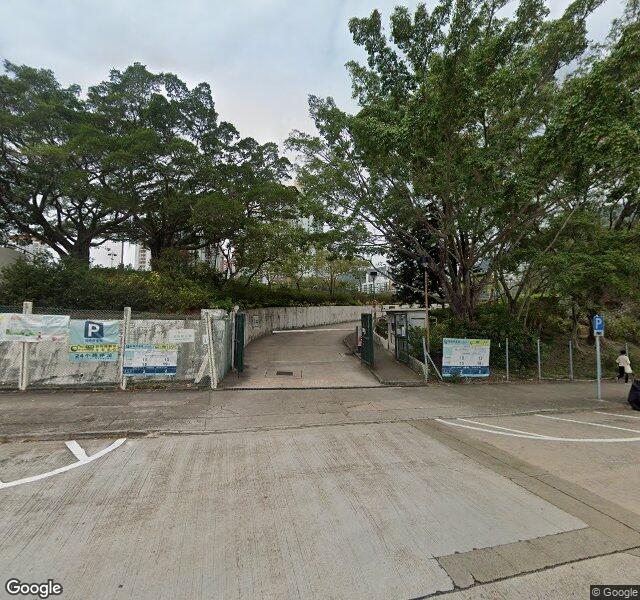 石硤尾公園體育館停車場