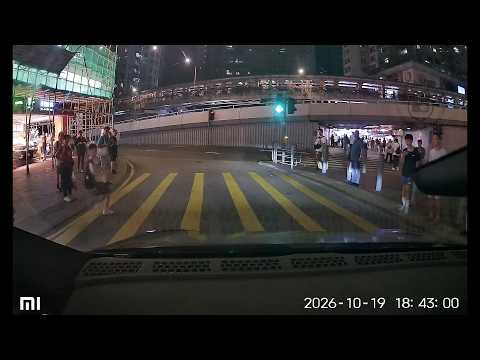 車CAM直擊 - 小朋友趕住食返屋企麥當勞 😵