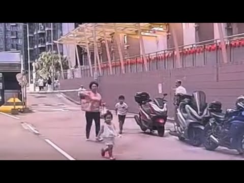 車CAM直擊 - 湊孫都應該考返個牌🙏 見到有車先識追住嚟拖