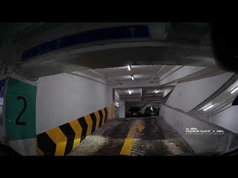 屯門良景廣場停車場 (入) Leung King Plaza Carpark in Tuen Mun (In)