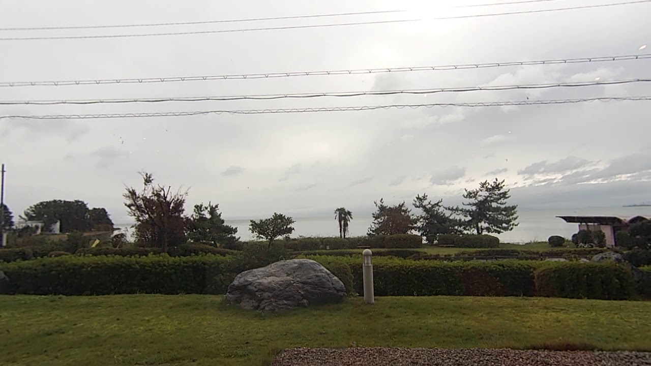在今津"陽光橋飯店"吃早餐時的窗外琵琶湖景色