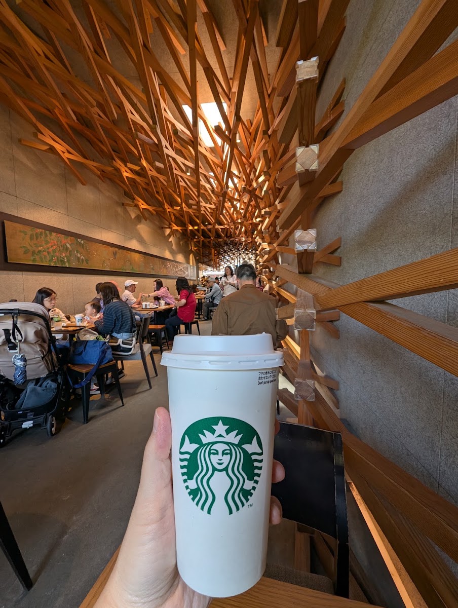 星巴克咖啡 太宰府天滿宮表參道店（スターバックス コーヒー 太宰府天満宮表参道店） 實景照片 9