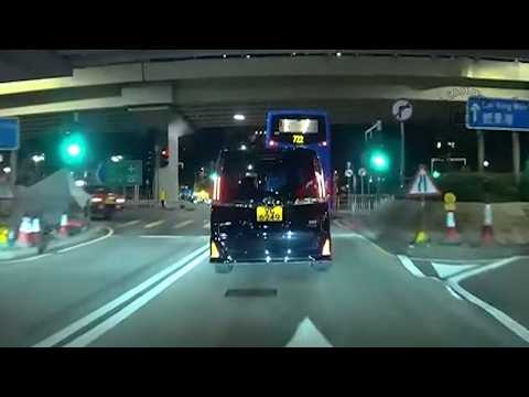 車CAM直擊 - VG6249 太康街衝紅燈 路人行快步都出事