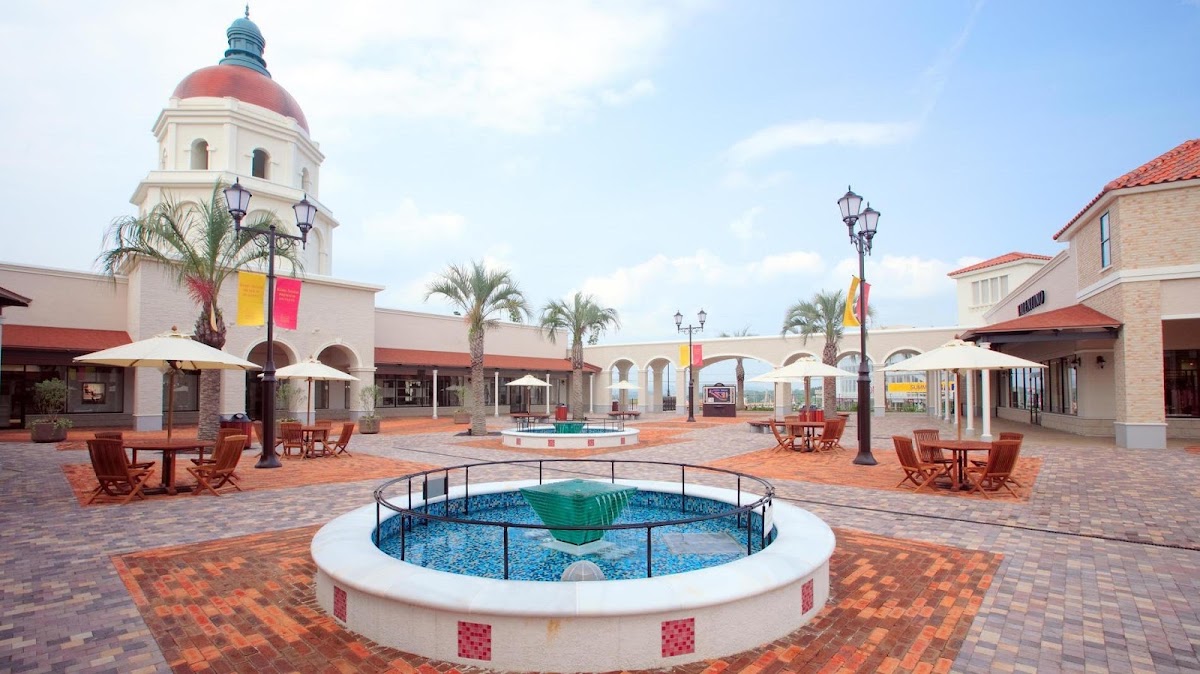 神戶三田 Premium Outlets(神戸三田プレミアム・アウトレット)