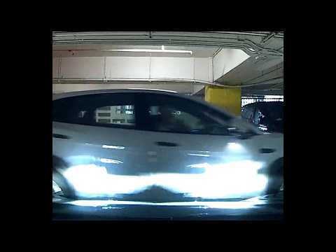 車CAM直擊 - 停車場揾位泊係罪嚟？舉晒中指咁算乜野？RH2329