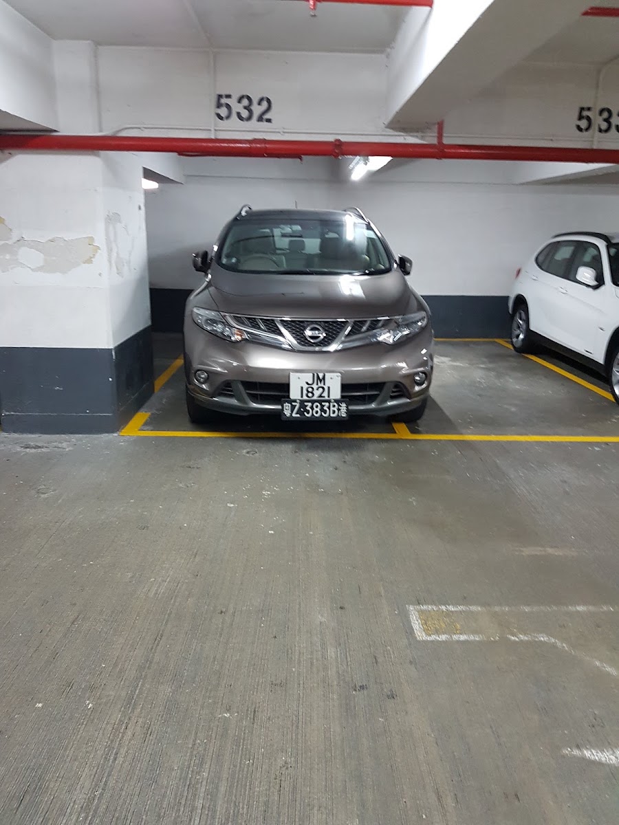 筲箕灣興東商場停車場 實景照片 4