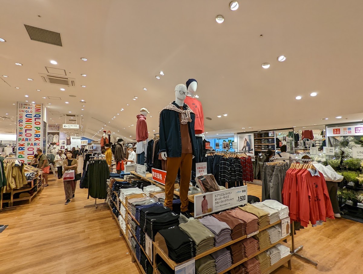 三井 Outlet Park 橫濱灣畔（三井アウトレットパーク 横浜ベイサイド） 實景照片 3