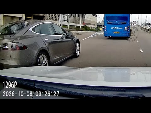 車CAM直擊 - UM3639 Teslun 好L惡喎！咁樣平排硬Cut都得