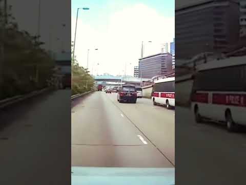 中港牌：警察都無面俾￼ 都要俾人硬cut食身位￼！ #車cam #hk #香港 #gta #交通意外 #極速 #頭文字d #車cam直擊 #交通警 #shorts