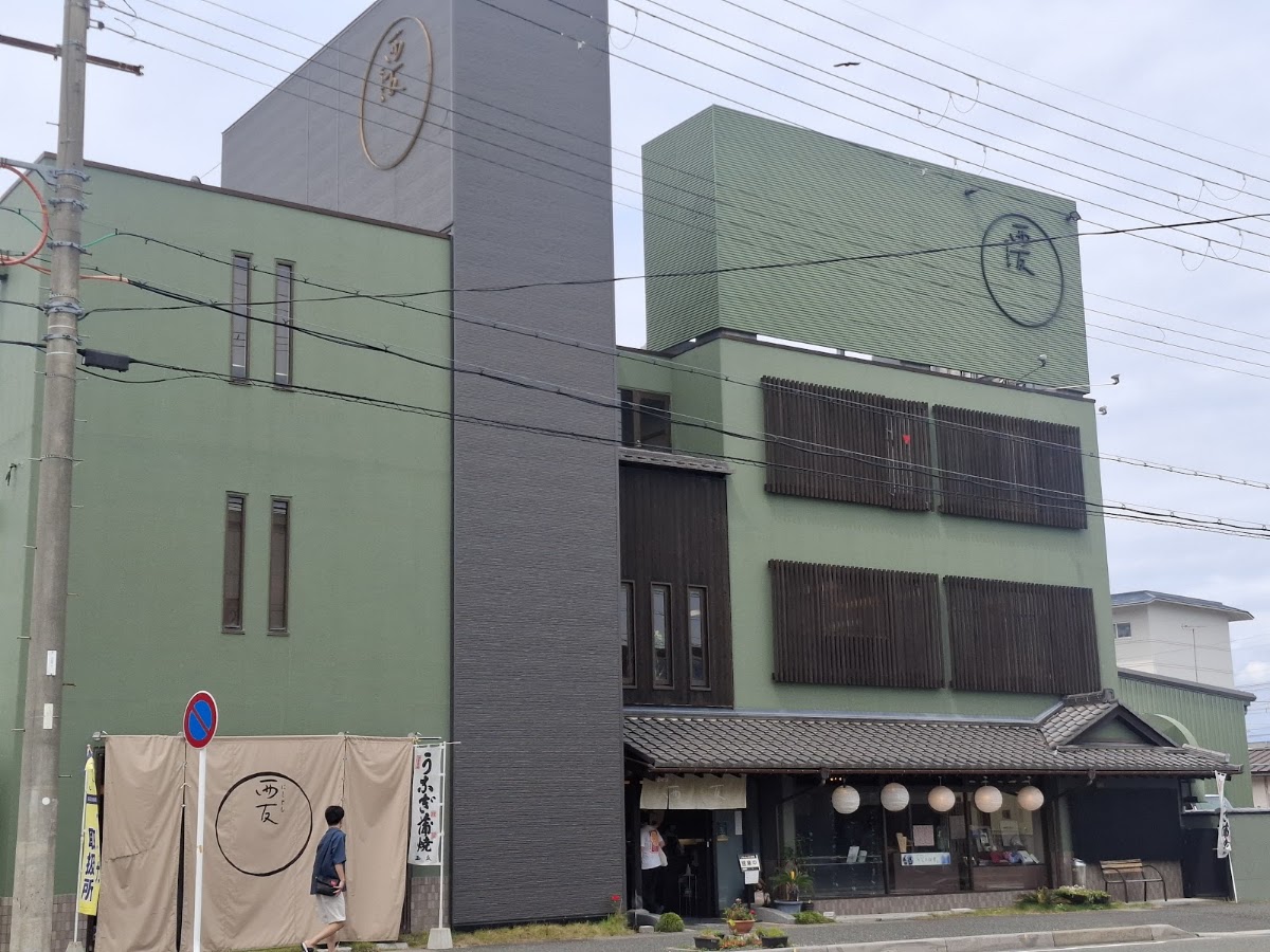 西友本店綠色建築外觀大景