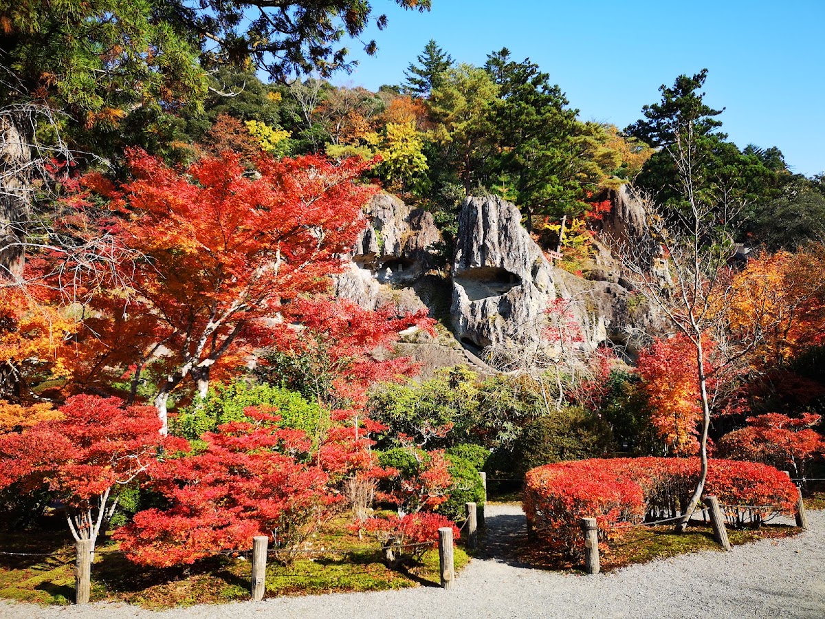 那谷寺
