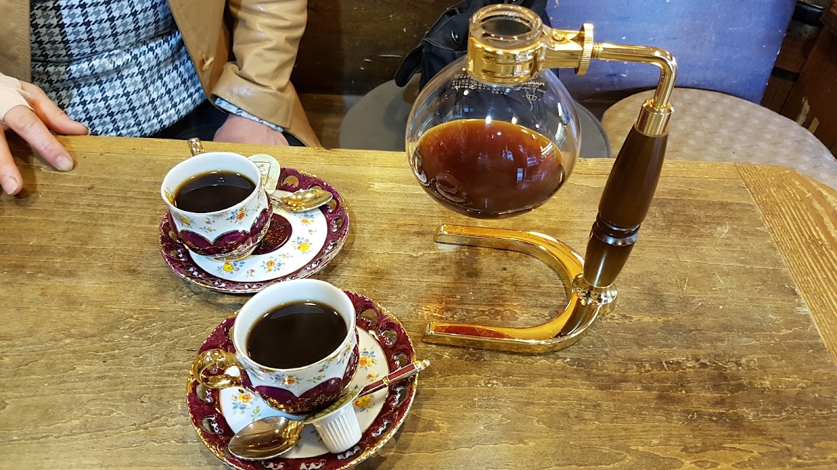 星巴克咖啡 京都三條大橋店(スターバックス コーヒー 京都三条大橋店) 實景照片 3