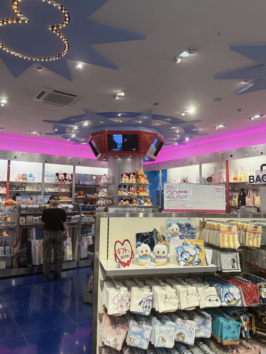 越谷 LakeTown OUTLET(レイクタウンアウトレット) 實景照片 4