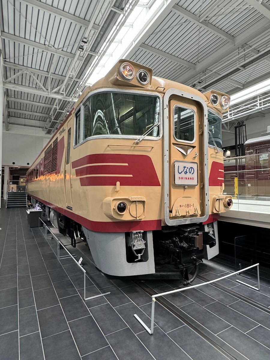 磁浮列車鐵道館(リニア・鉄道館)