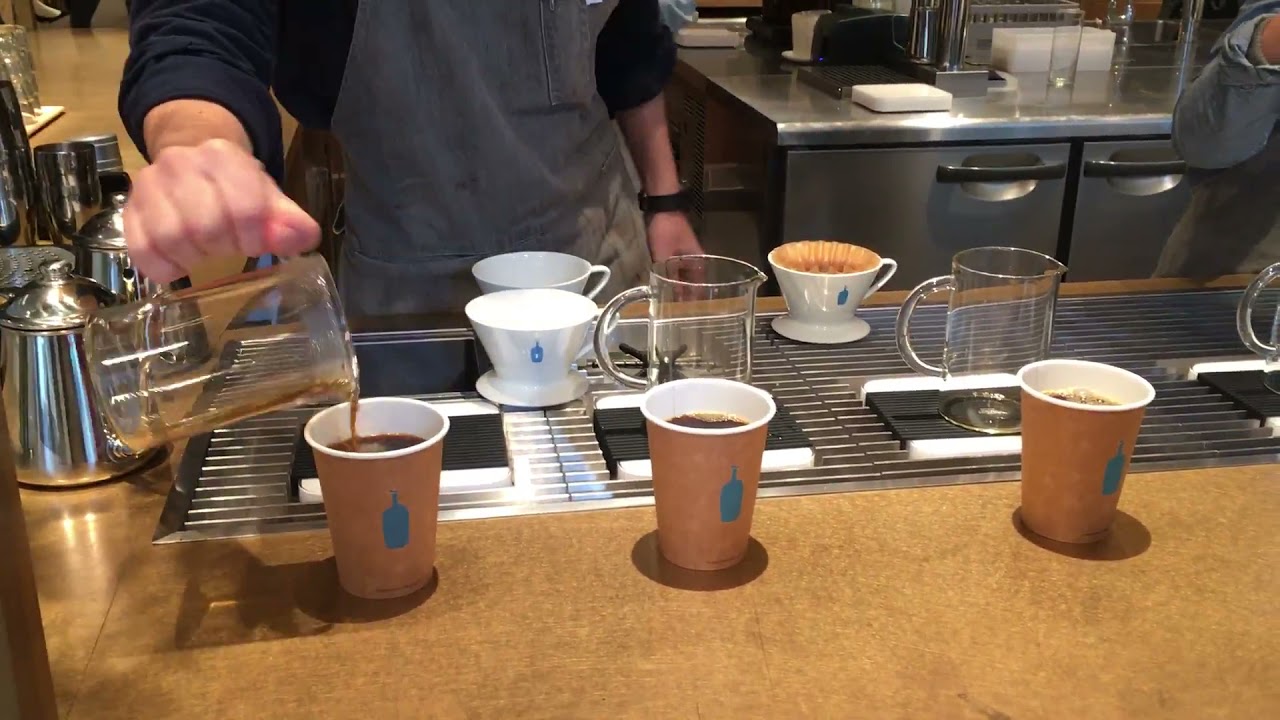 【日本神戶】藍瓶咖啡Blue Bottle Coffee，帥哥店員親手沖泡香氣十足咖啡 (ブルーボトルコーヒー Kobe, Japan)