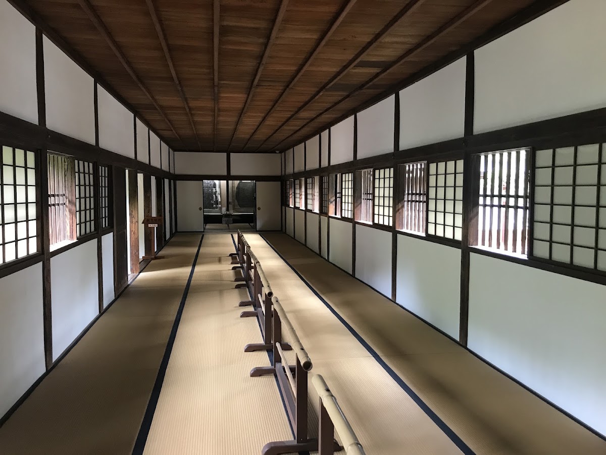 館內鋪有榻榻米的走廊
