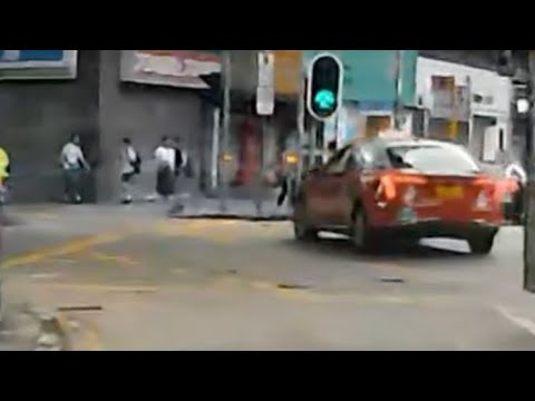 車CAM直擊 - 揸紅旗，打橫嚟