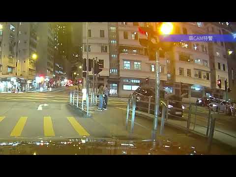 車CAM直擊 - 土瓜灣行人衝紅燈被私家車撞飛