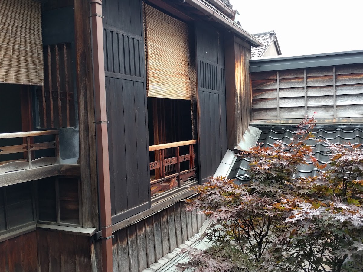 志摩藝妓茶屋(ひがし茶屋街 志摩) 實景照片 8