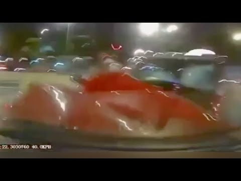 車CAM直擊 - 柯士甸道 的士迎頭相撞