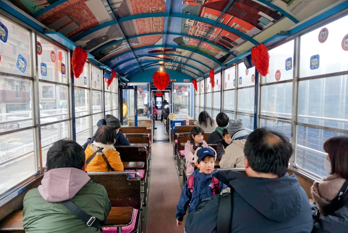 潮風號車廂內部乘客座位視角