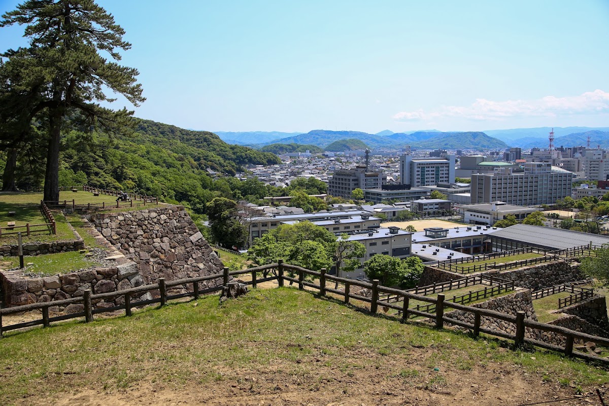 鳥取城頂部眺望市區景觀