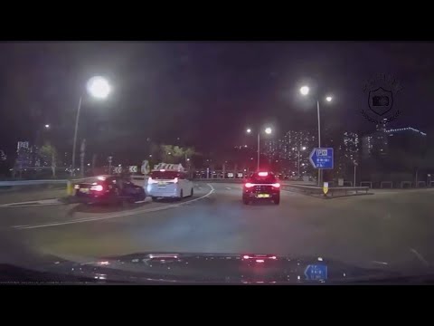 車CAM直擊 - 又係中港L😒 雙白都未完就隊出去搞到撞車