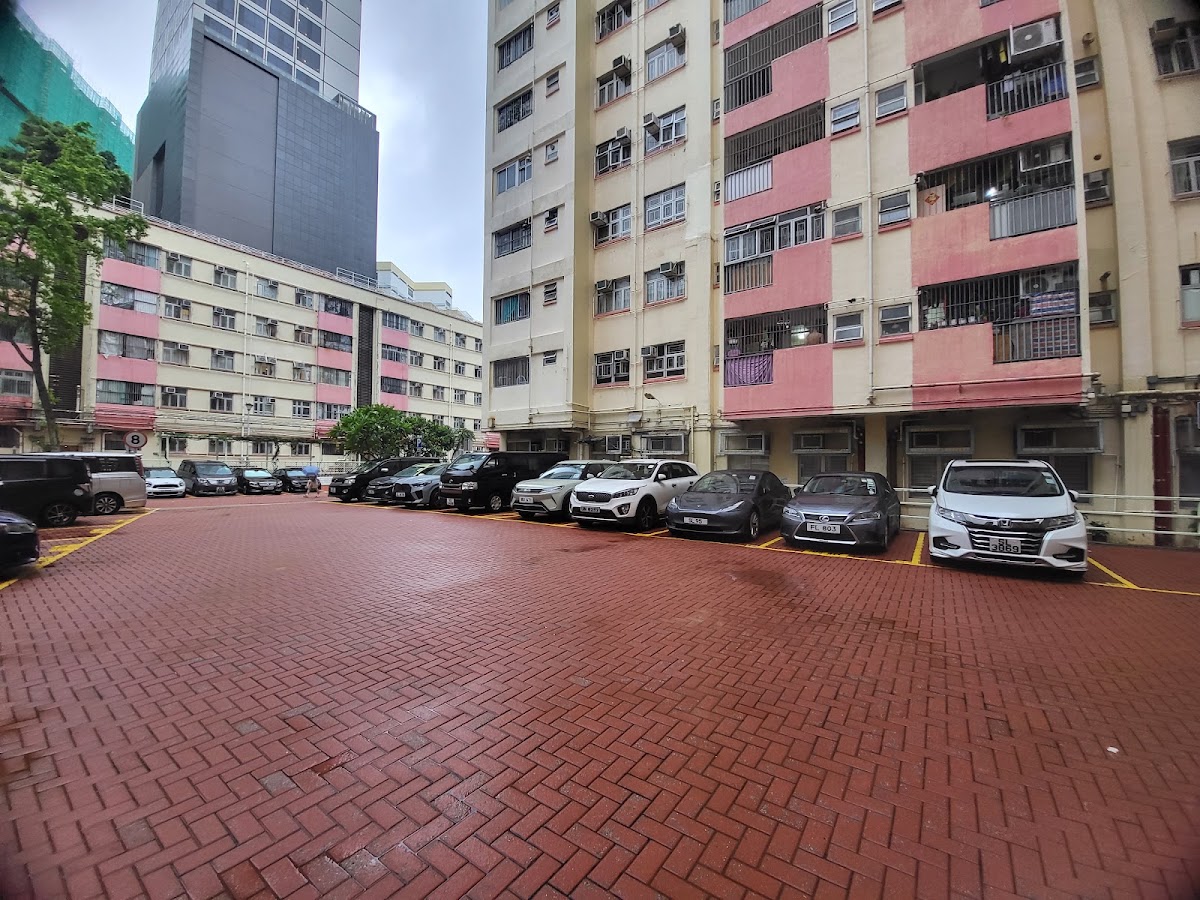 模範邨停車場 實景照片 10