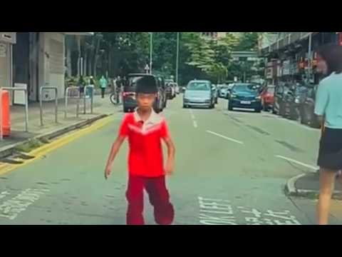 車CAM直擊 - 細細個就學識国粹🫡 邊個屋企小朋友？ (轉載)