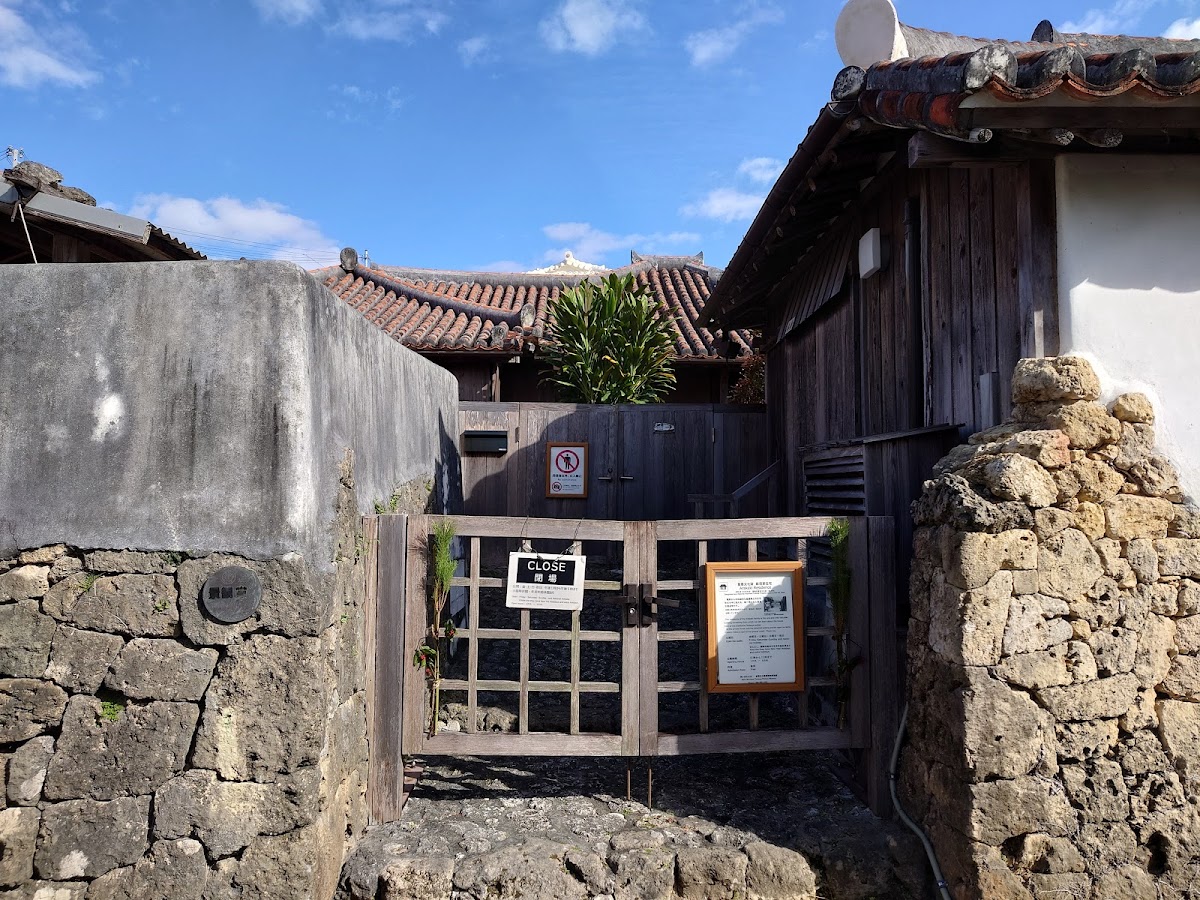 壺屋Yachimun通(壺屋やちむん通り) 實景照片 3