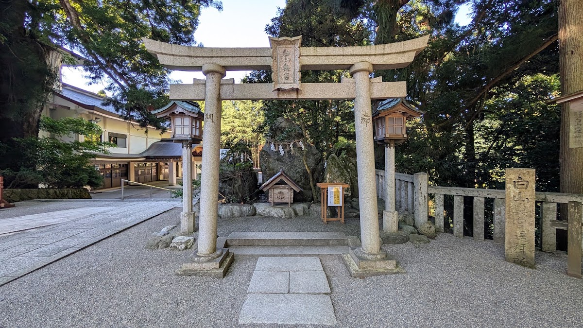 白山比咩神社 實景照片 6
