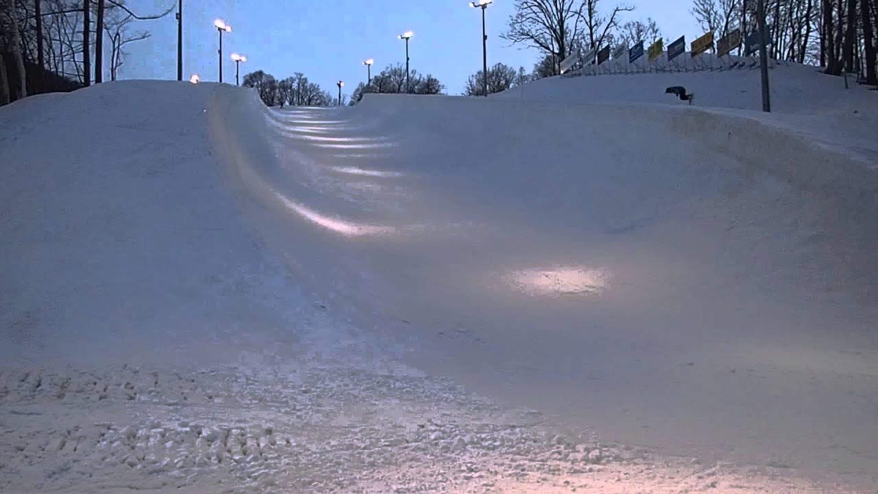 札幌盤溪雪場-日本最大規模的半管(half-pipe)滑道