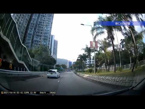車CAM直擊 - 打燈睇都唔睇就轉線