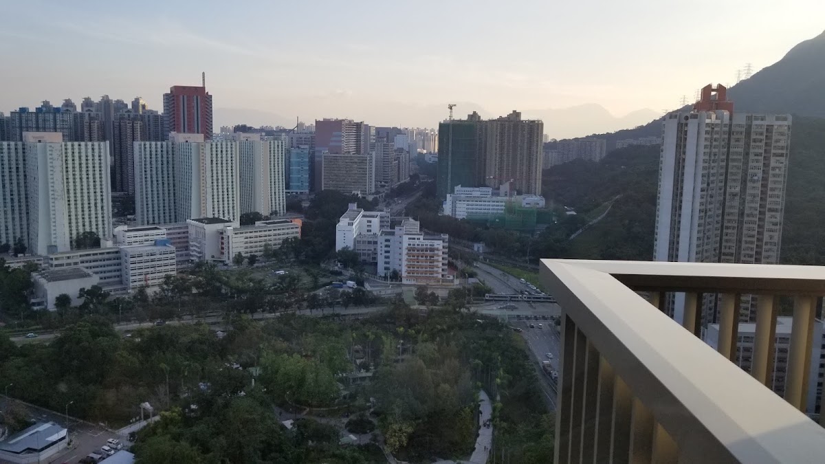 珀御坊 Eight Regency Mall 停車場 實景照片 7