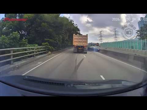 車CAM直擊 - 發雞盲🫣 屯公泥頭車美式攔截Tesla