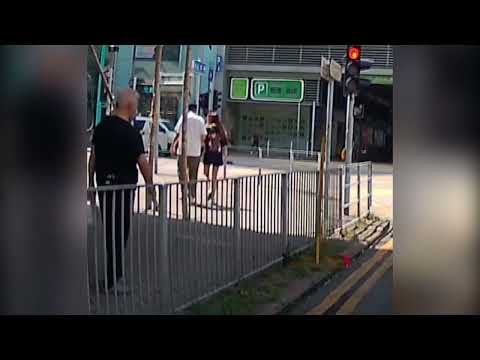 車CAM直擊 - 天生一對！男女都唔睇路
