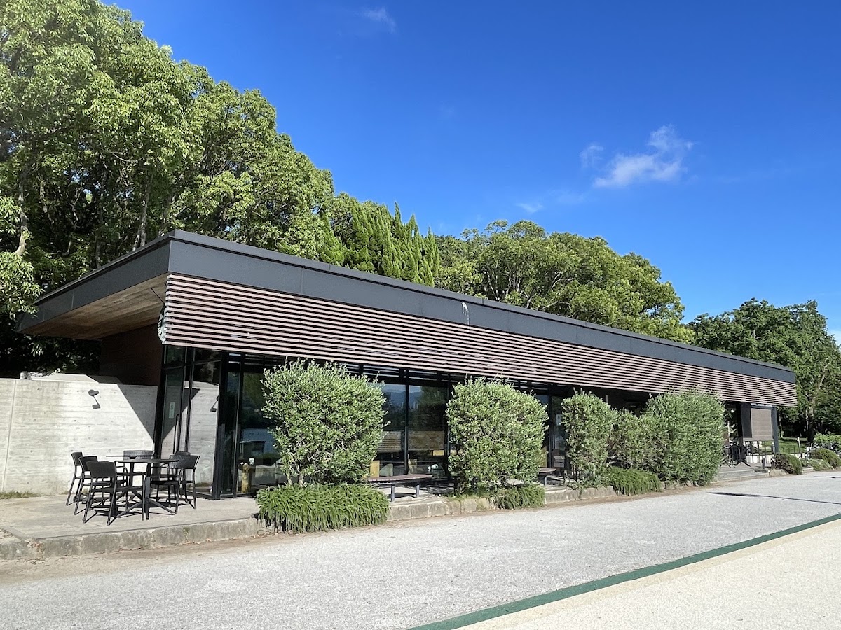 星巴克咖啡館戶外建築全景